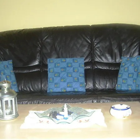 1 Bedroom Amazing In شقة هوهفاخت